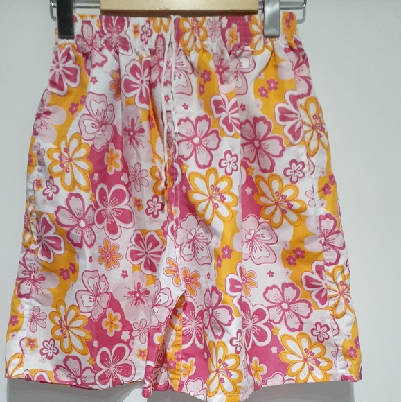 Vintage Floral Print Shorts - Picture 4 of 4
